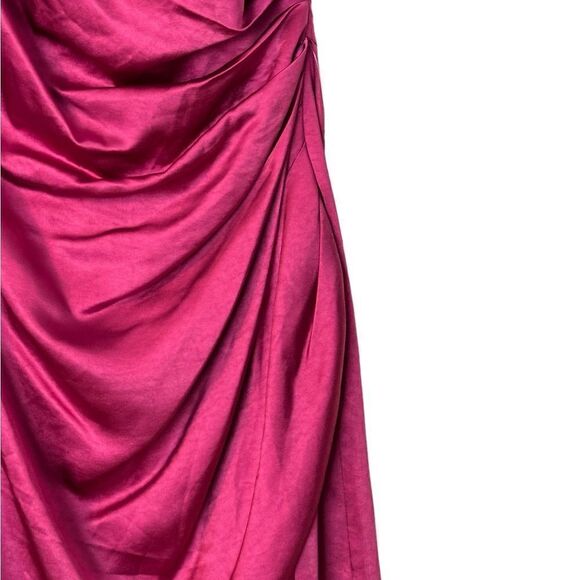 Elliatt Cassini Deep Berry One Shoulder Cocktail Dress | Size M - Picture 4 of 9